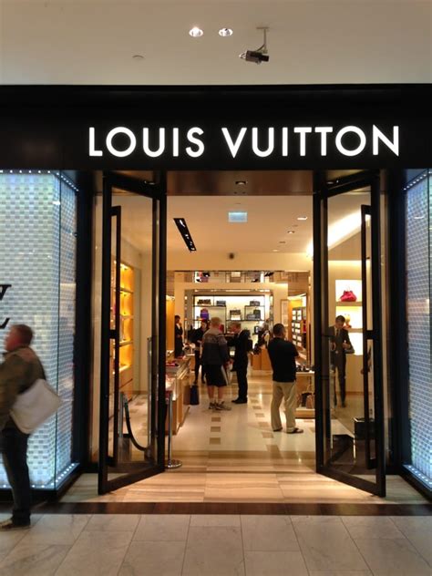 louis vuitton schoenen eindhoven|louis vuitton stores in holland.